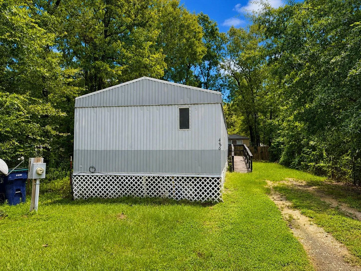 3 bed, 2.0 bath, 1280 sqft, $995 — Photo 3