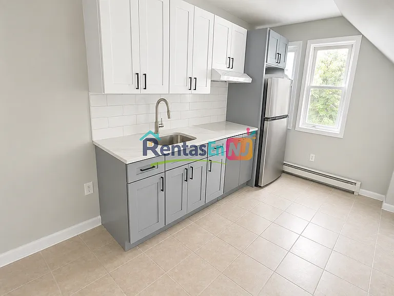 62 N 6th St #3A — Photo 3