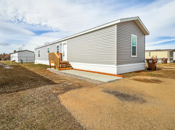 204 Bear River Dr, Evanston, WY 82930