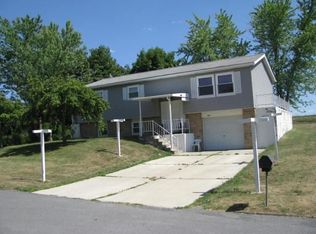 264 Old Farm Ln, Milton, PA 17847