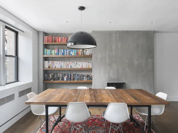 250 West 15th Street image 3 of 12