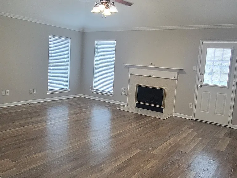 21051 Carmel Valley Dr — Photo 11