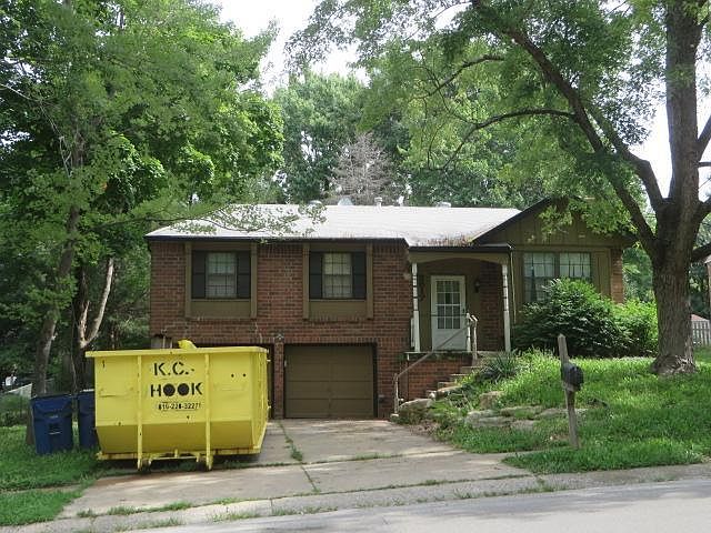 1st image of 2817 NW Kingsridge Dr