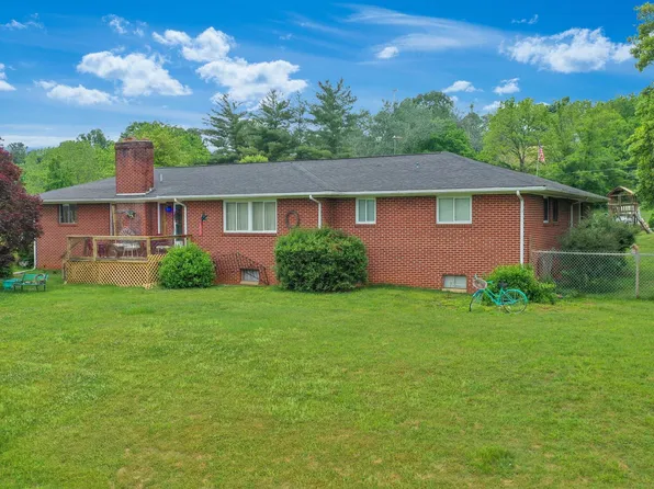 322 Institute St, Jonesville, VA 24263