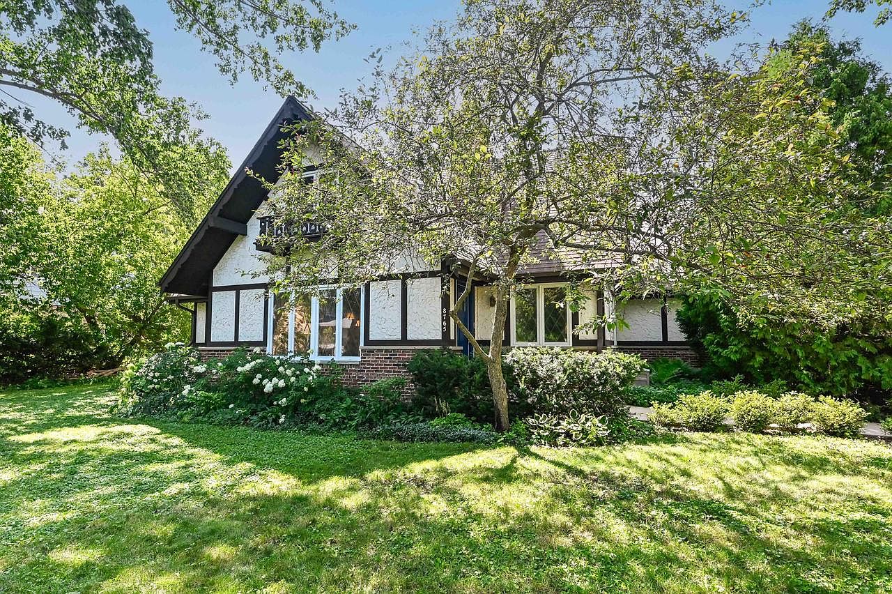 8765 North Fielding ROAD, Bayside, WI 53217 MLS 1852086 Zillow