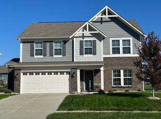 1325 Horse Shoe Bnd, Greenwood, IN 46143