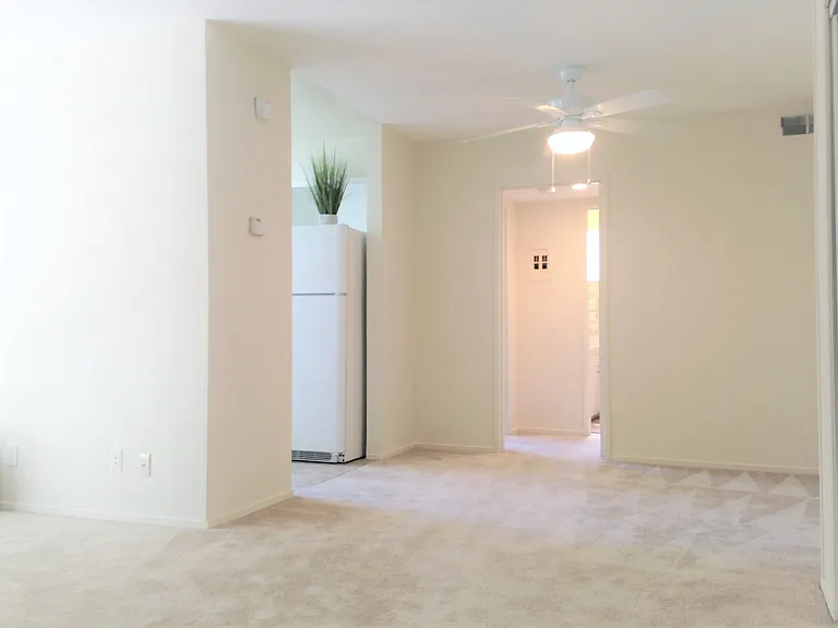 Ednamary Apartments — Photo 18