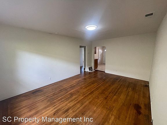 4th image of 541 Jackson Ave