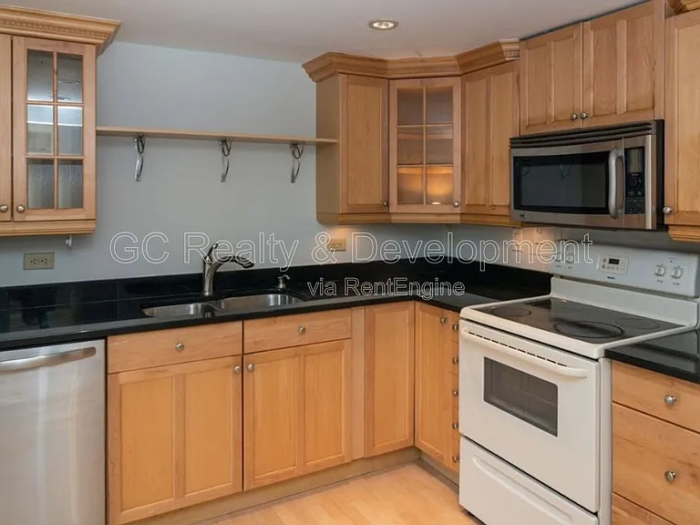 7320 Dixon St #303 — Photo 2