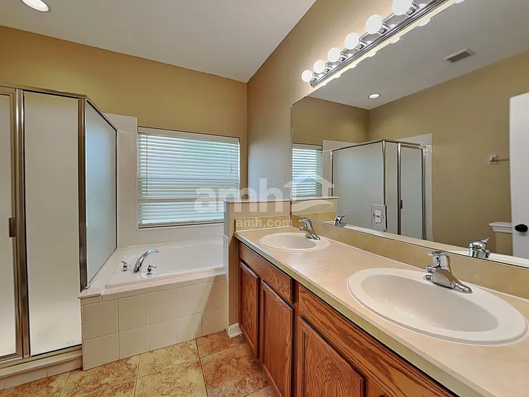 1338 Edison Tree Rd — Photo 10