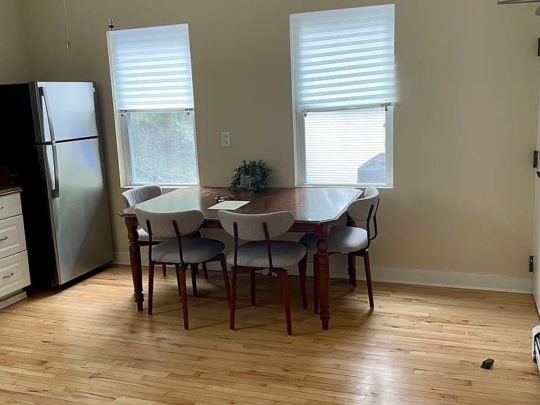 498 Washington St #1 — Photo 5