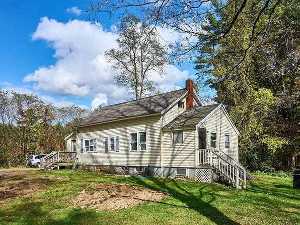 5 Torrey St, Easthampton, MA 01027