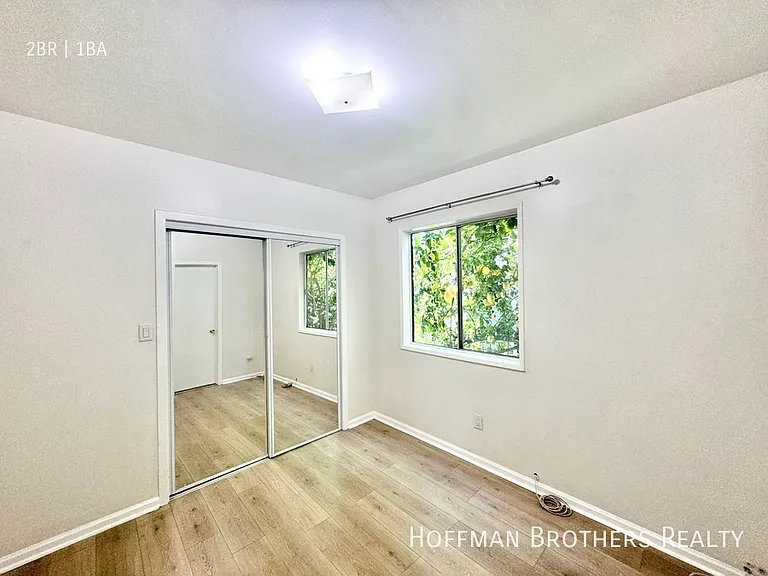 5419 Harold Way #7 — Photo 6