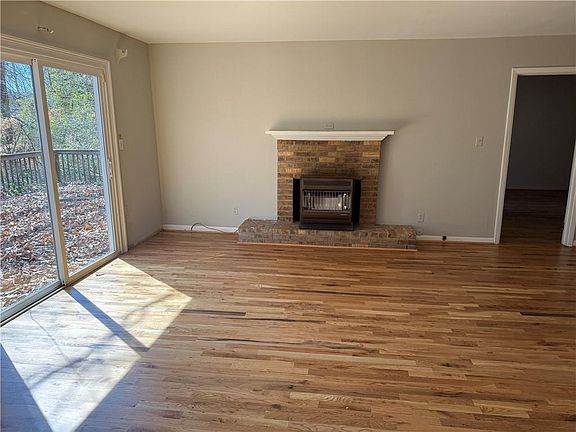 5th image of 3000 Henderson Mill Rd