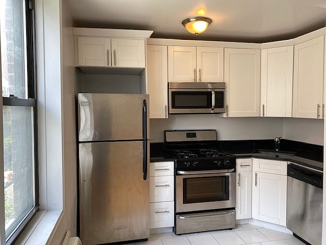 1st image of 27 E 13th St APT 5D
