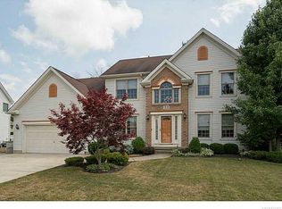 33 Apple Blossom Blvd, Lancaster, NY 14086