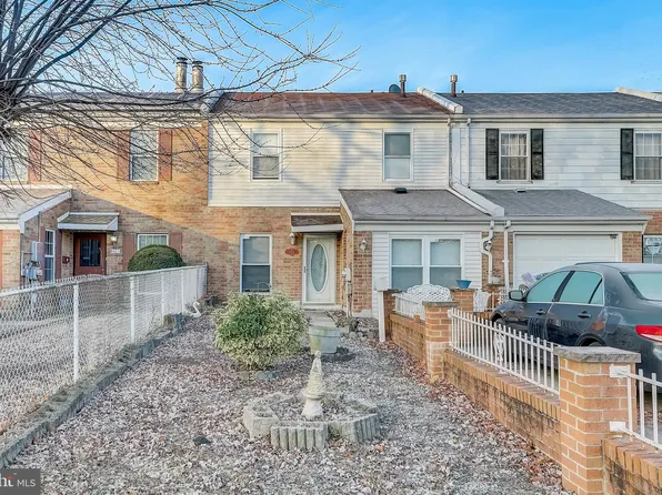 8405 Crane St, Philadelphia, PA 19153