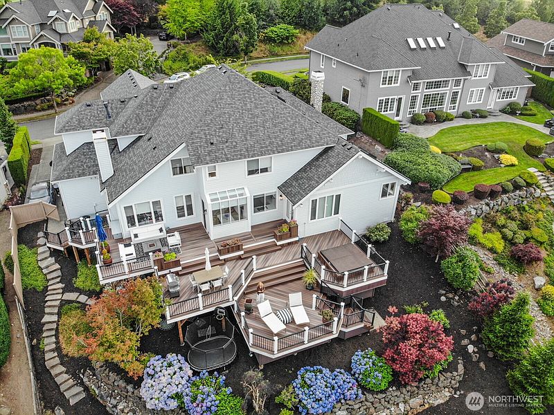 2nd image of 7014 Cascade Avenue SE