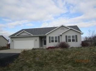 W2276 Block Rd, Kaukauna, WI 54130