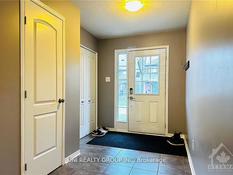 206 Vision St — Photo 4