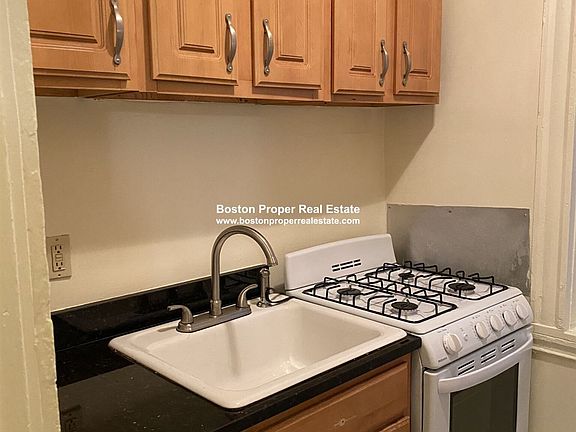 111 Park Dr. #18 Boston - Fenway Unit Photo 6