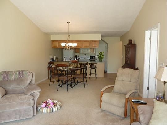 5th image of 11834 River Hills Pkwy