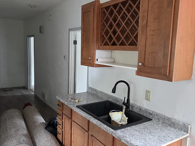 1002 Concordia Ave — Photo 5
