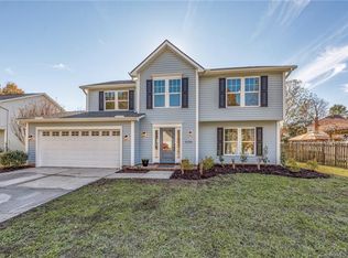 10319 Shady Rest Ln, Charlotte, NC 28214