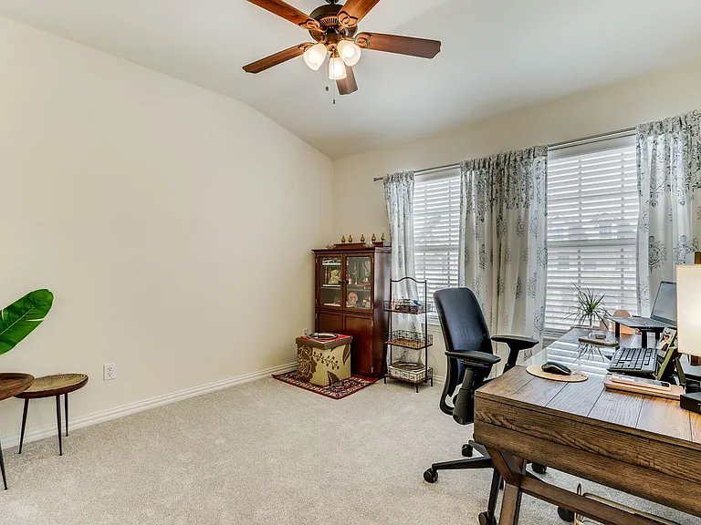 2nd Guest Bedroom on 3rd floor