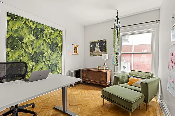 Sold by Compass | media 19