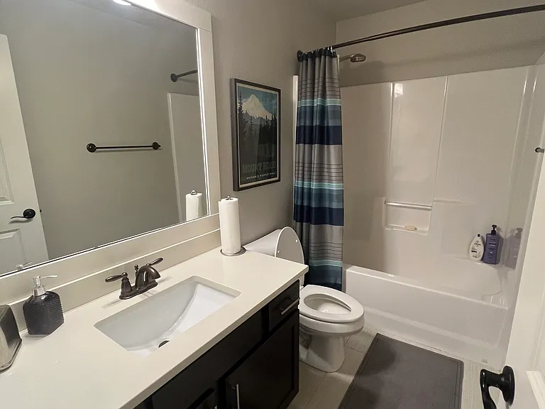 Upstairs Guest Bath
