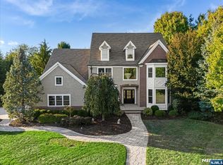 2 Kinzel Ln, West Orange, NJ 07052