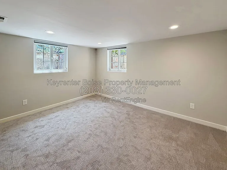 2208 W State St — Photo 19