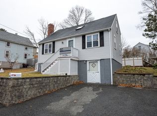 66 Pecksuot Rd, Weymouth, MA 02191