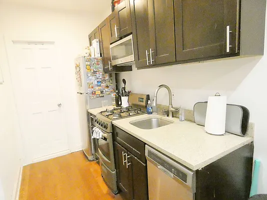 Rented by Compass | media 6