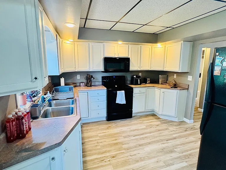 716 Blaine Ave #1 — Photo 9