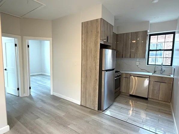 29-35 Gillmore St #2, East Elmhurst, NY 11369
