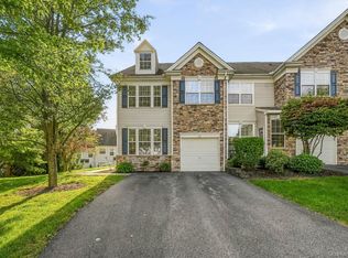 24 Ford Ct, Monroe, NY 10950