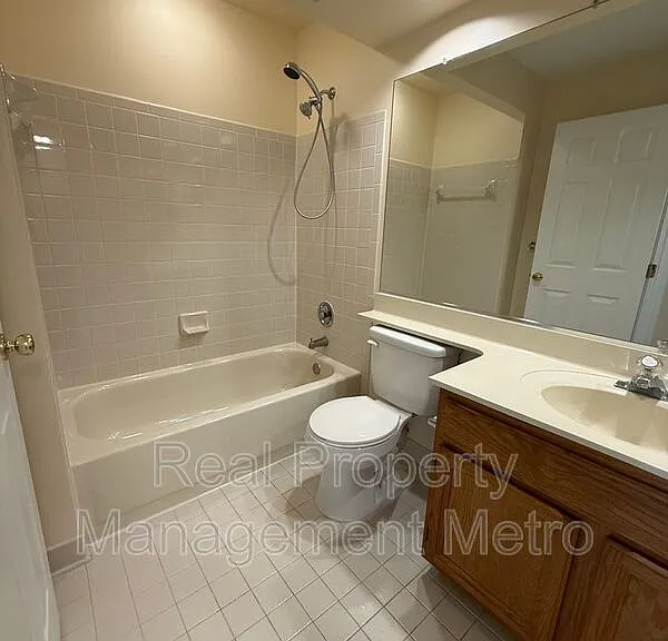 9417 Steeple Ct — Photo 15