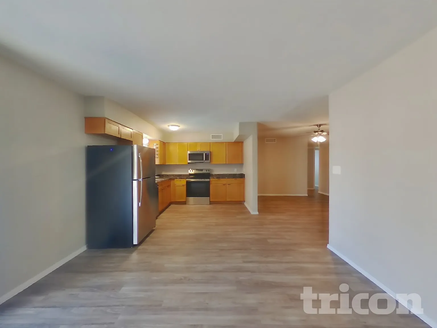 8102 W Heatherbrae Drive Phoenix AZ — Photo 3