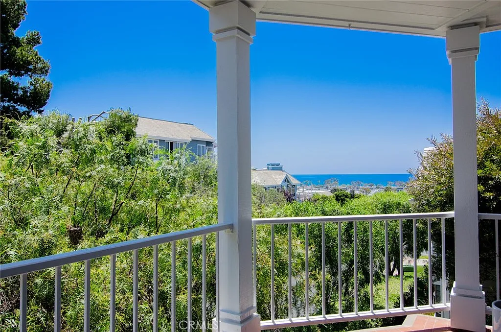 2 bed, 1989 sqft, $7,000 — Photo 1