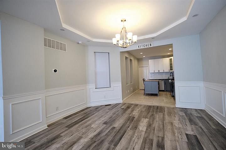 2nd image of 5807 Chestnut St