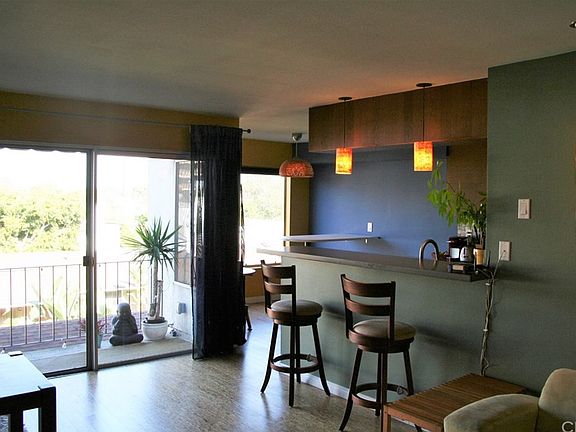 5th image of 372 Carroll Park E APT 308