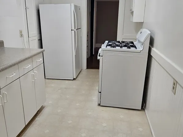 1235 T St APT 1, Sacramento, CA 95811