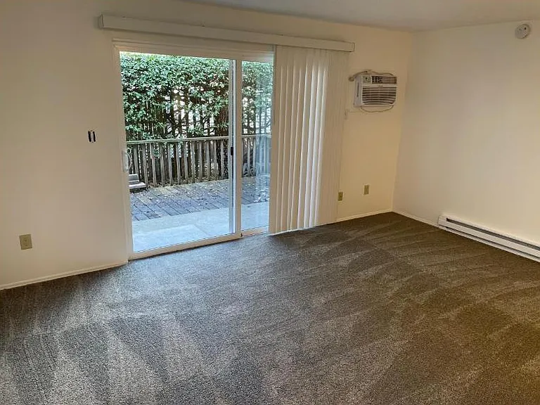 3318 S Grand Blvd #2 — Photo 3