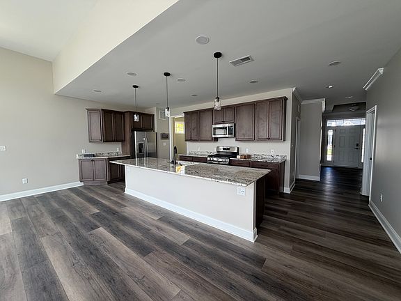 2nd image of 19504 Safflower Way