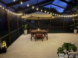 24700 Silversmith Dr, Lutz, FL 33559