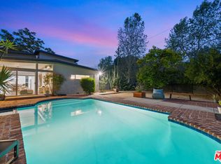 1445 Bonnell Dr, Topanga, CA 90290