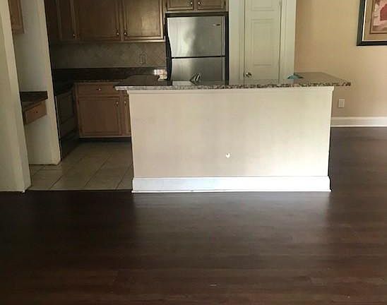 5th image of 486 N Pin Oak 114 Pl