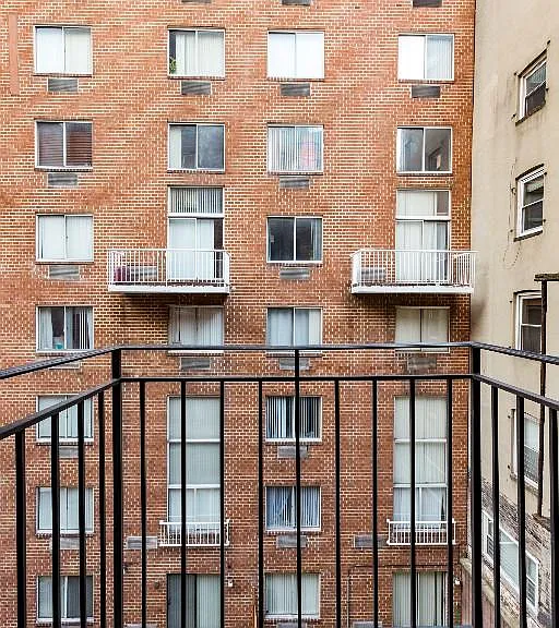 219 E 23rd St #16 — Photo 2
